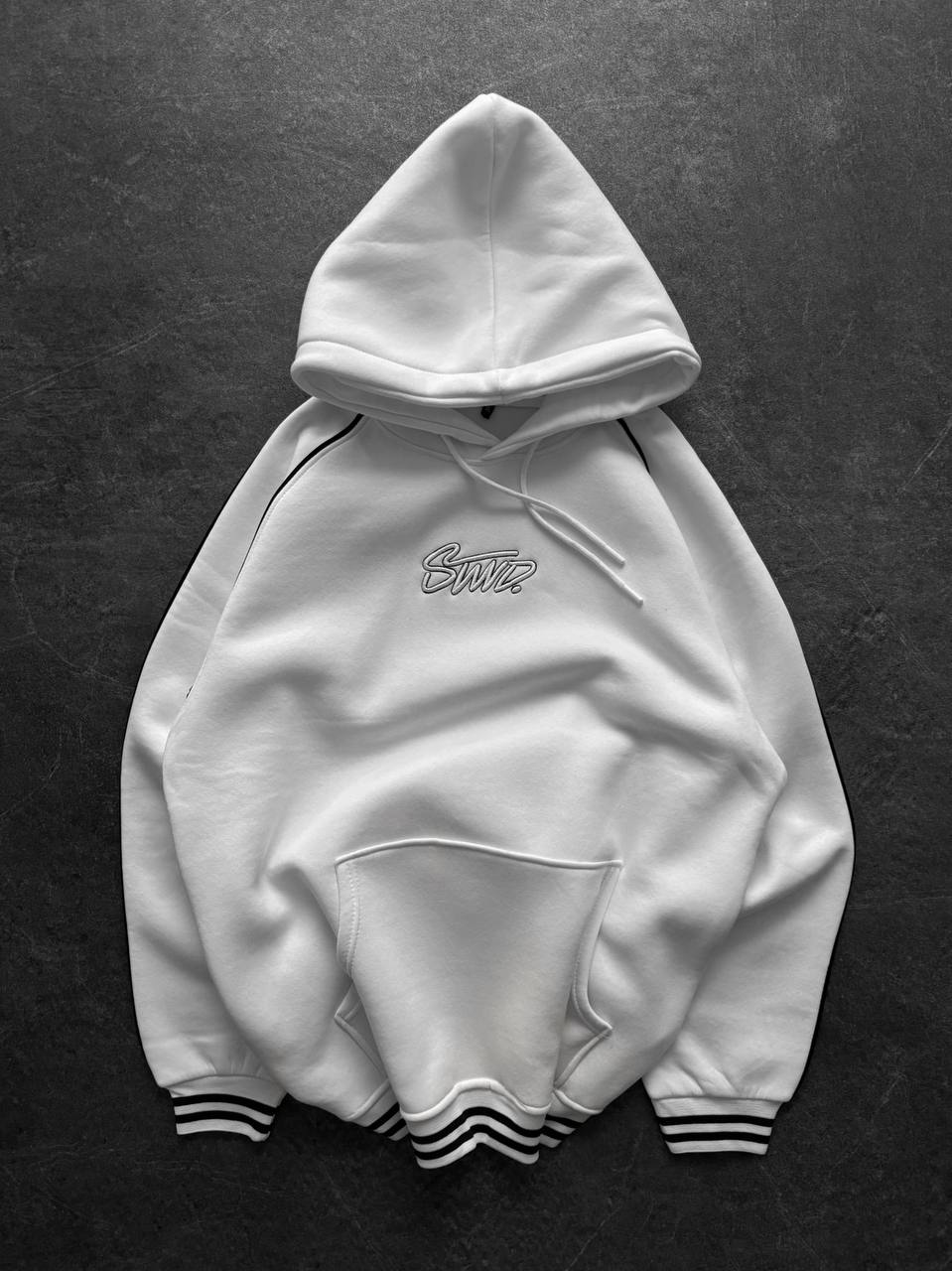 Kapüşonlu Nakış Detaylı Sweatshirt